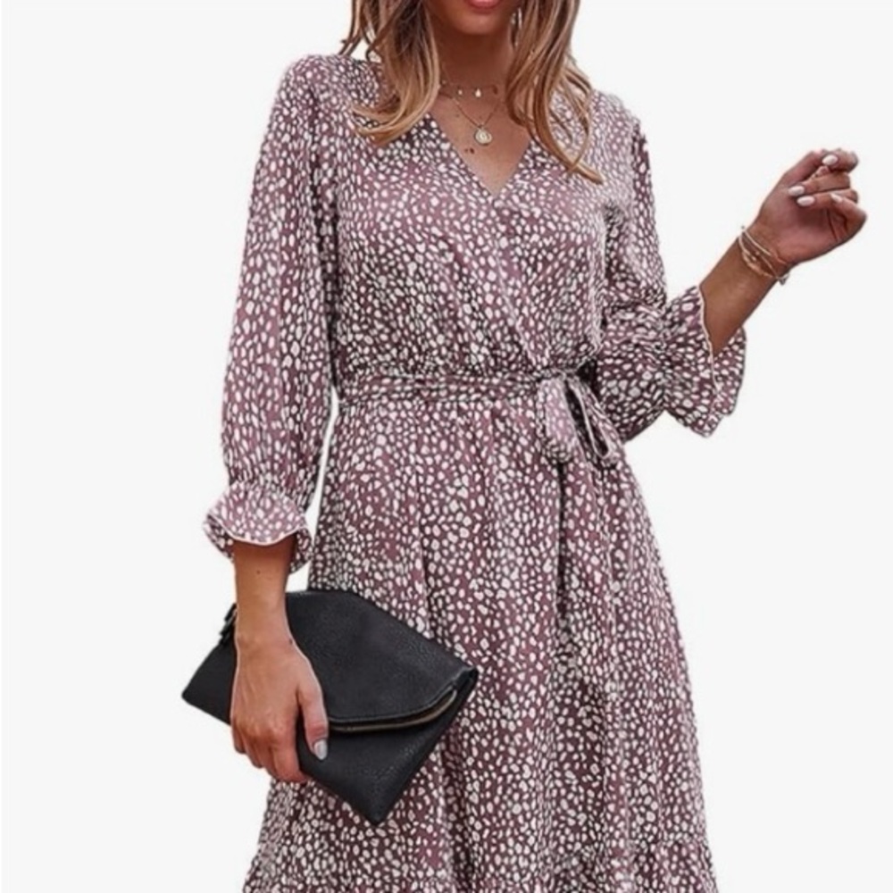 2 dress bundle! Light Green Print & burgundy print dress. - Picture 5 of 7